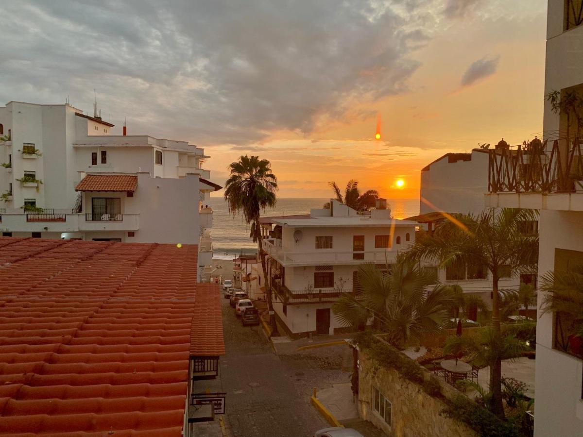 Pilitas Apartments Vallarta Пуэрто-Вальярта Экстерьер фото