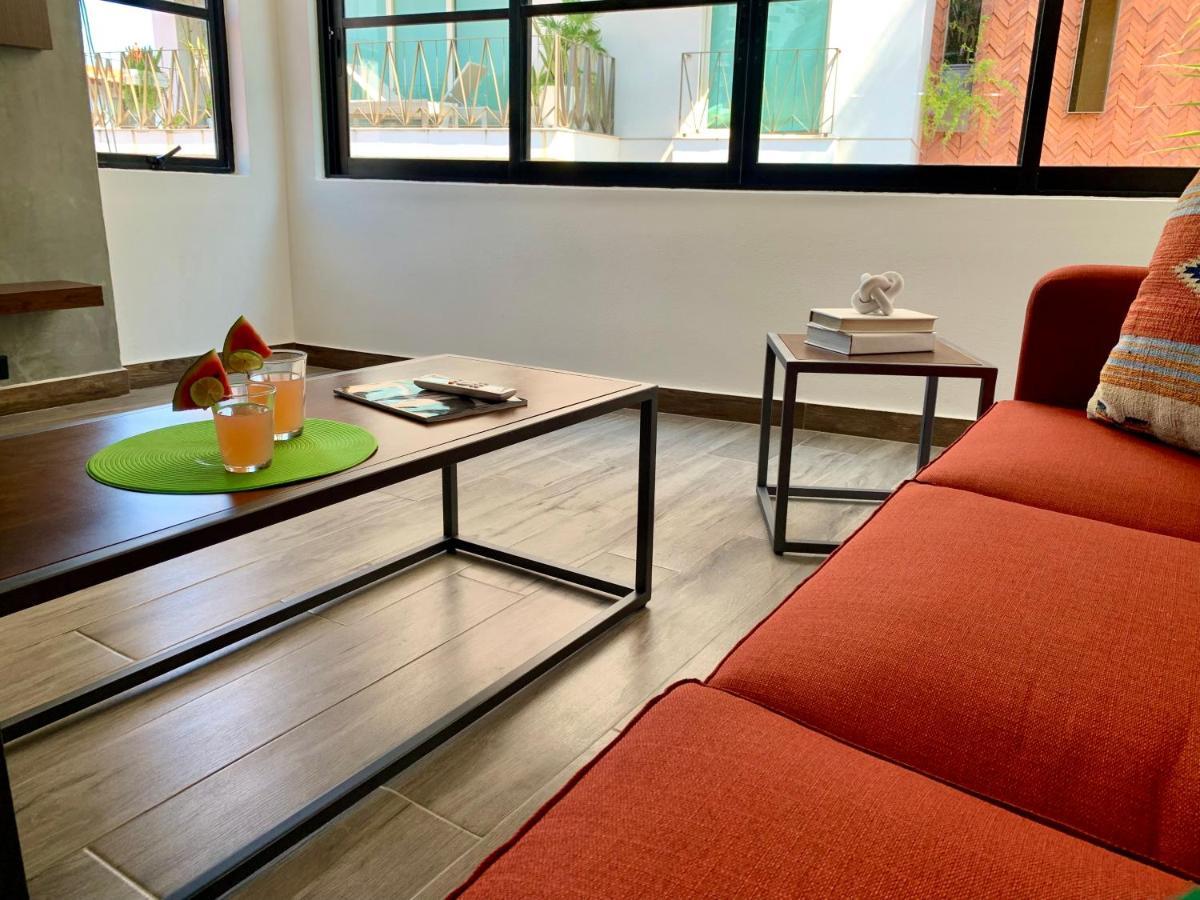 Pilitas Apartments Vallarta Пуэрто-Вальярта Экстерьер фото