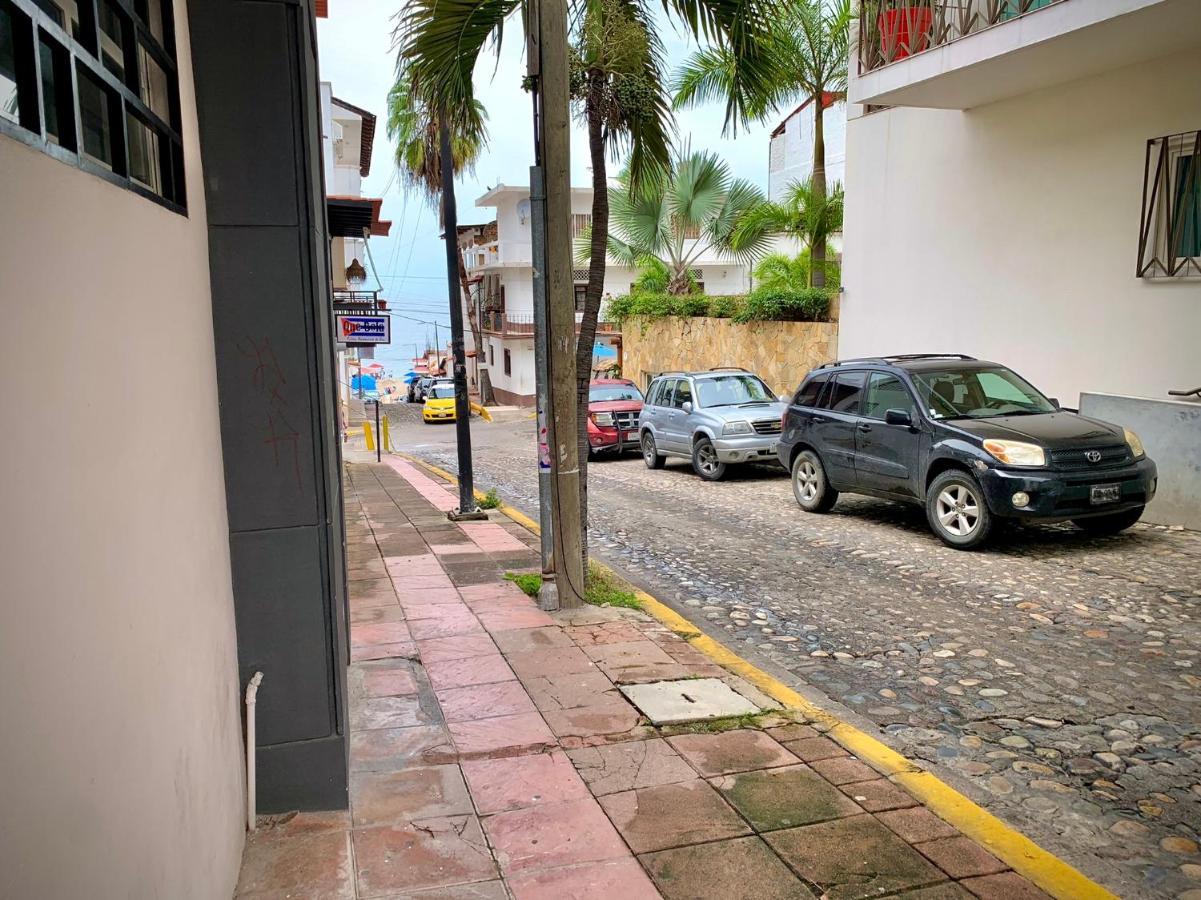 Pilitas Apartments Vallarta Пуэрто-Вальярта Экстерьер фото