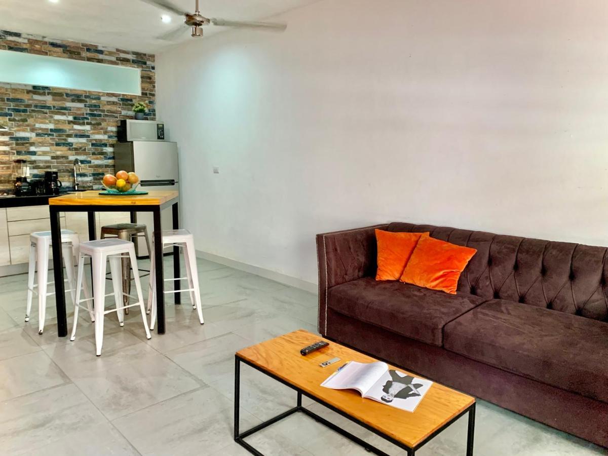 Pilitas Apartments Vallarta Пуэрто-Вальярта Экстерьер фото